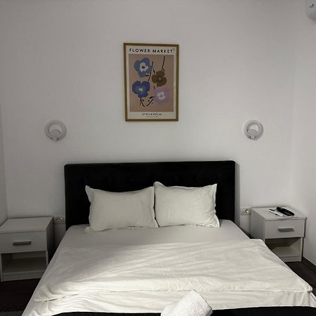 Pensiunea Rodica Nădlac Exteriér fotografie